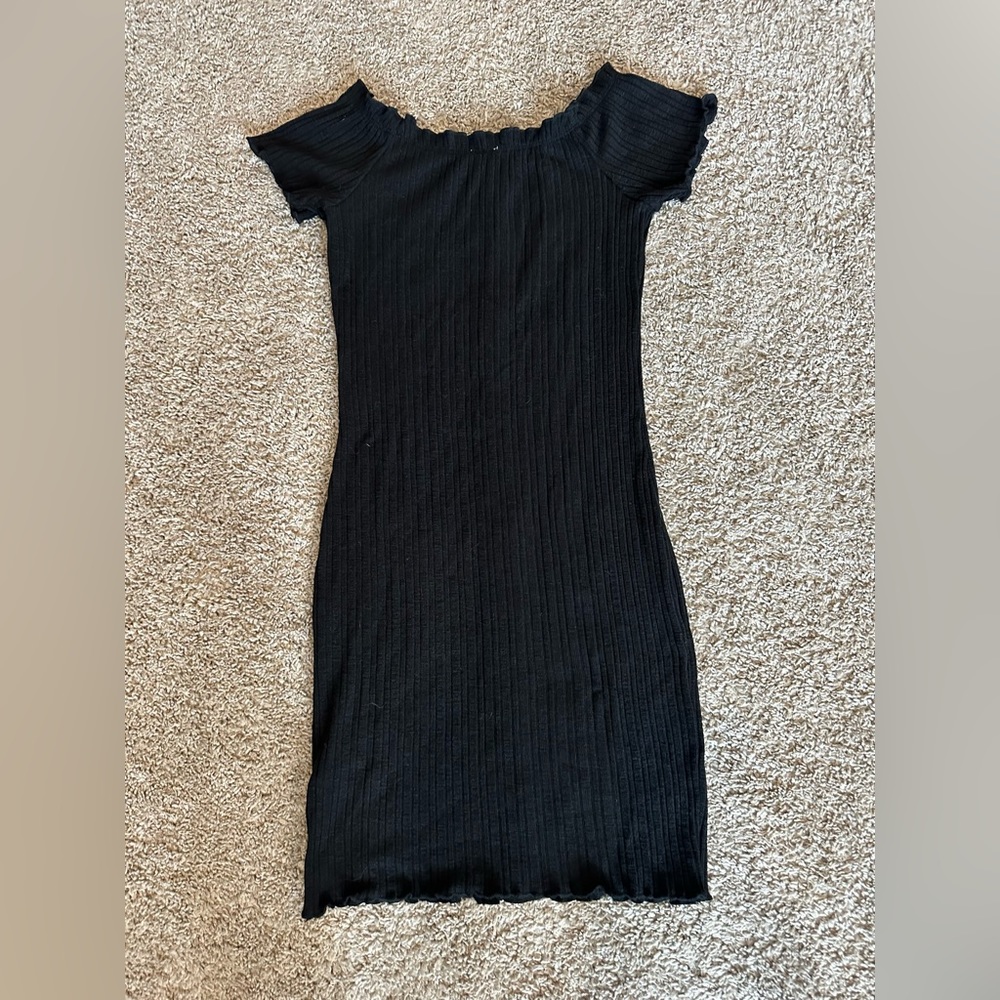 Black Ribbed Dress - Picture 4 of 4